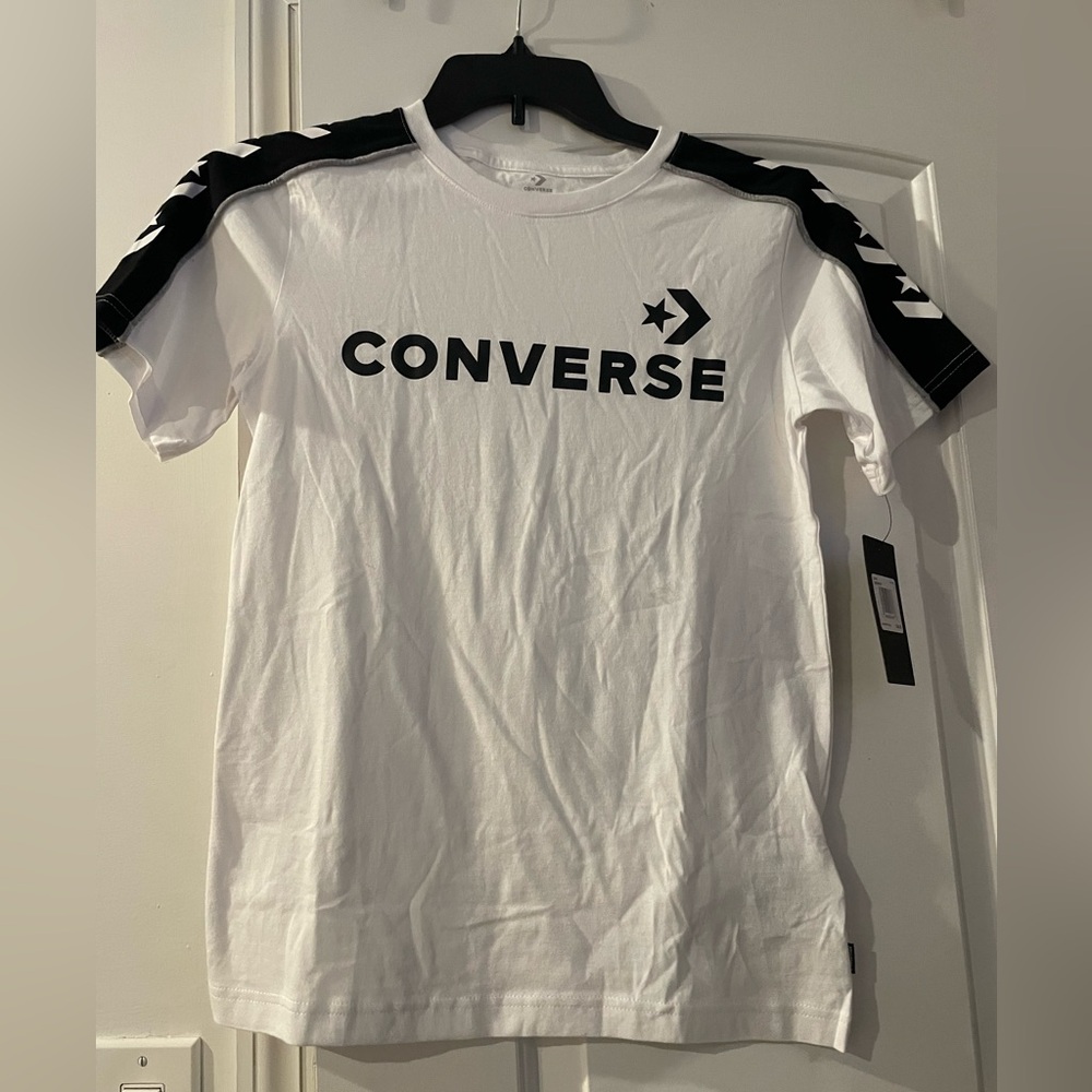 Boys shirt 👕 converse